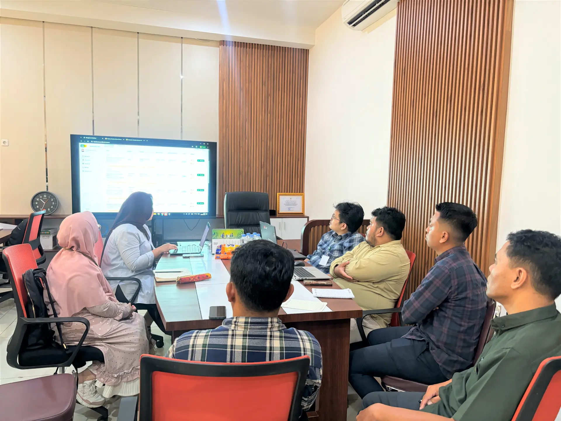 Tenaga Kependidikan Vokasi USU Ikuti Pelatihan Operator Website Bersama Direktorat Digitalisasi dan Integrasi Sistem Universitas Sumatera Utara